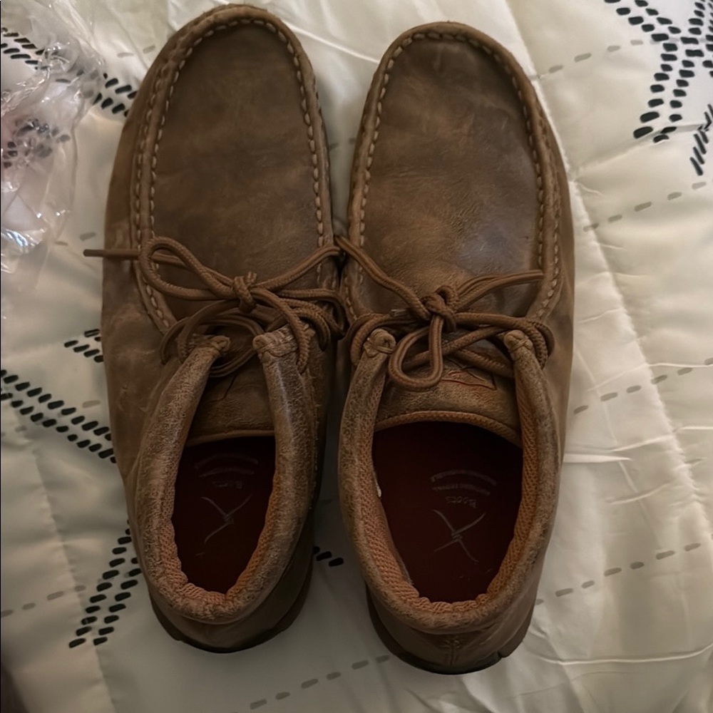 Women’s twisted X sz8